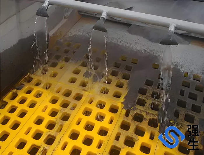 耐磨聚氨酯筛板应用.jpg